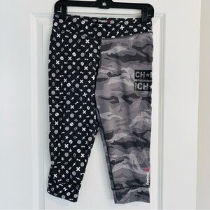 Reebok Black & Gray Mixed-Print Athletic Capri Leggings - Ladies Size M Medium